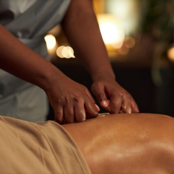 providing-therapeutic-massage-in-relaxing-spa-sett-2025-03-03-17-46-13-utc